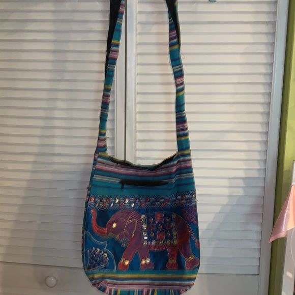 Vintage rare Elephant Embroidered boho Crossbody - Picture 4 of 7